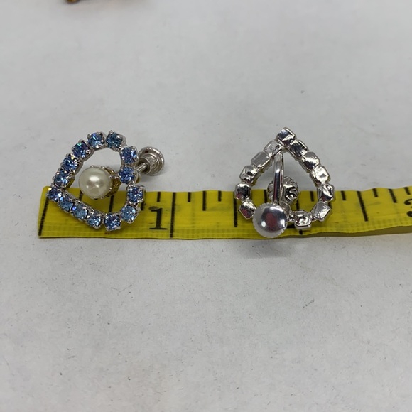 Group lot of vintage non-pierced earrings - Picture 8 of 15